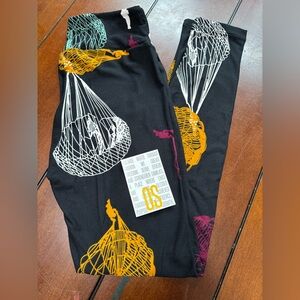 Lularoe One Size Paratrooper Leggings NEW
